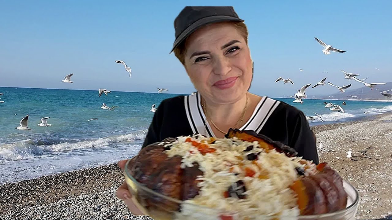 Такое увидишь лишь у моря! Сладкий плов от хозяйки кафе 
