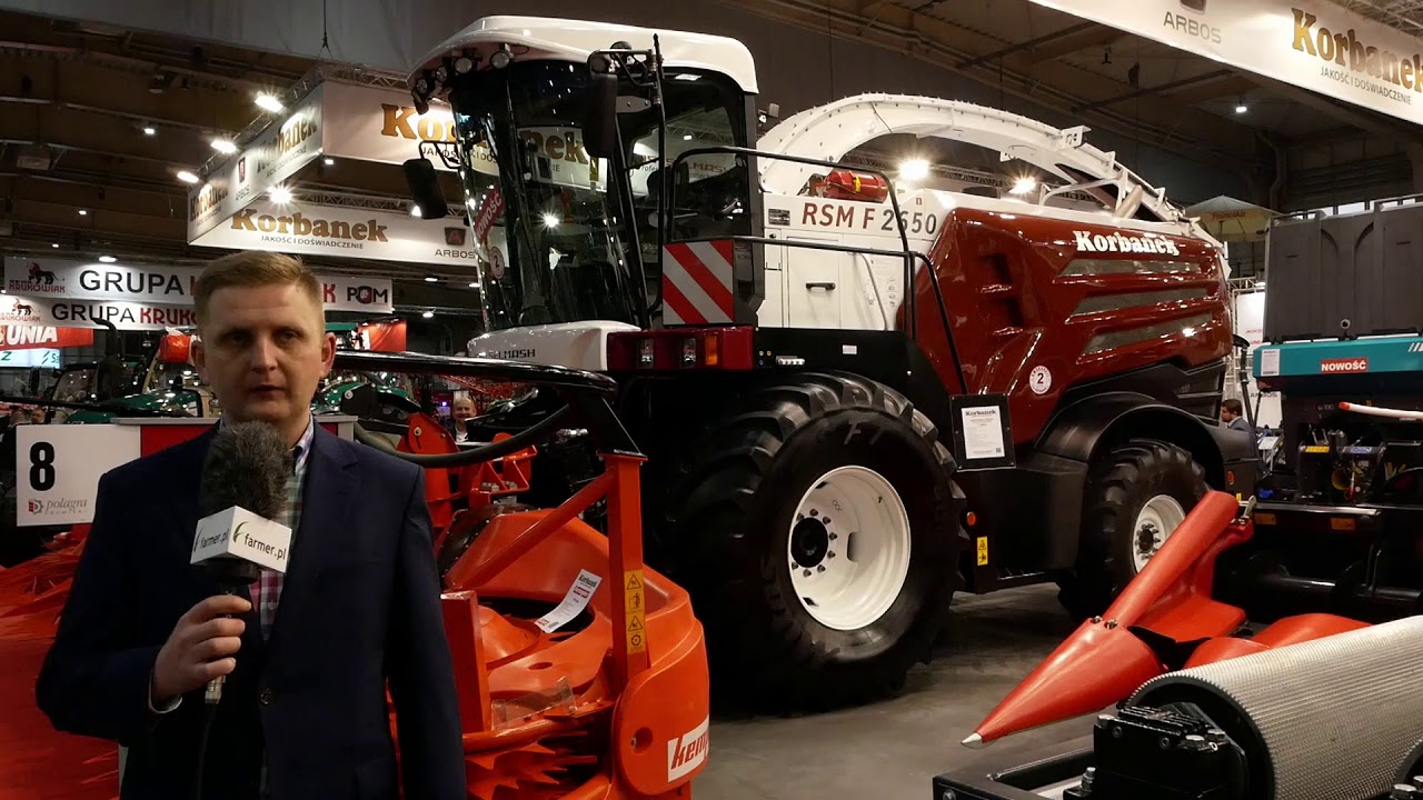 Rostselmash RSM F - prototyp sieczkarni polowej na Polagrze | FARMER.PL