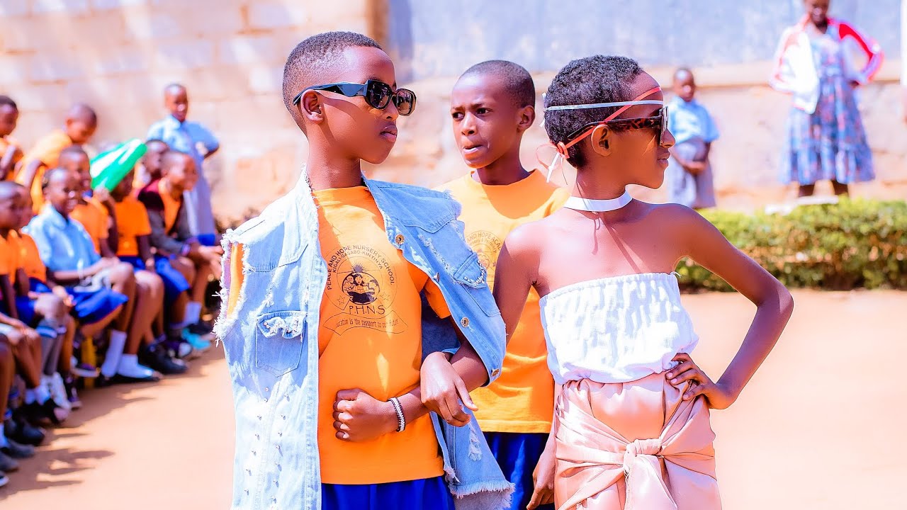 BUM BUM - YEMI ALADE _-_ OUR UPPER PRIMARY FASHIONISTAS MADE THE AUDIENCE FEEL EXCITED 🥰🙏🥰