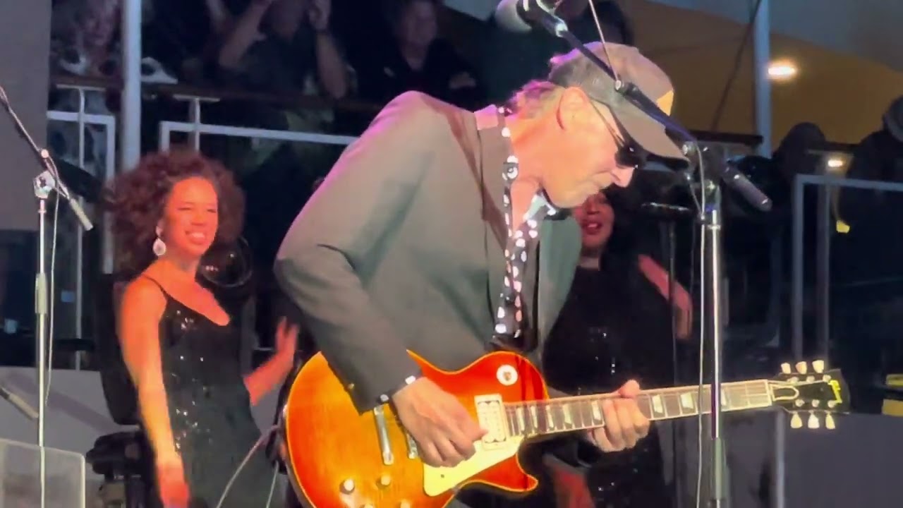 Joe Bonamassa with Kim Wilson on KTBAS IX