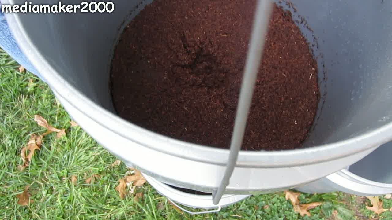 Coco Coir: Easiest Way To Expand & Rehydrate Coco Coir Bricks