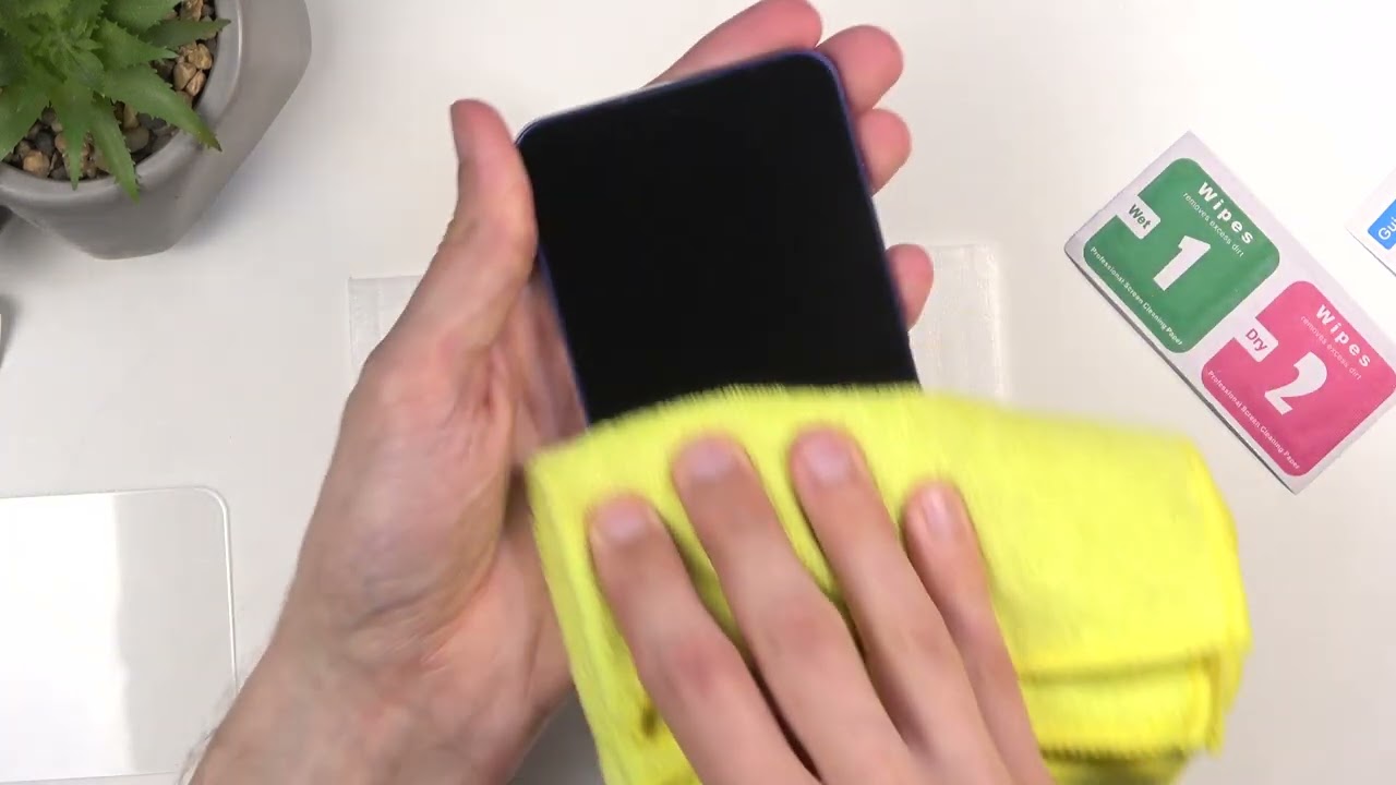 Как установить закаленное стекло на SAMSUNG Galaxy S25