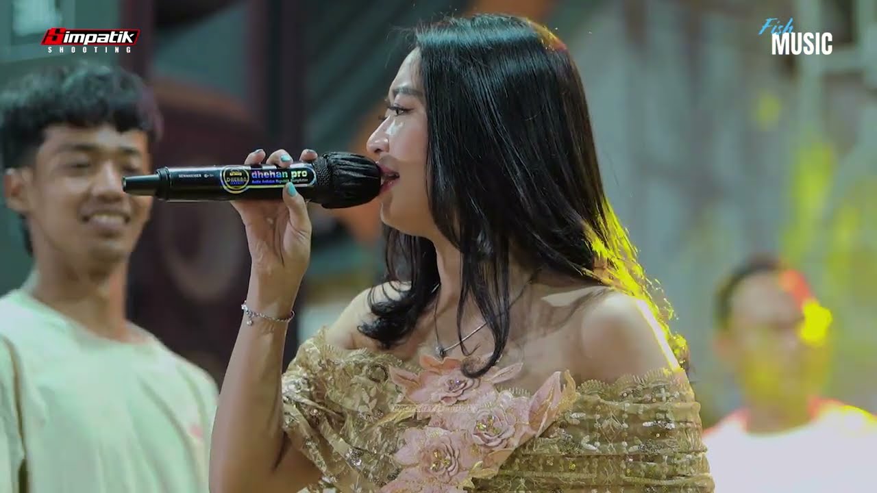 RENA MOVIES - ANOMAN OBONG - FISH MUSIC and FARIZ FRIEND - Live in LAMPA Kec. Kedamean GRESIK