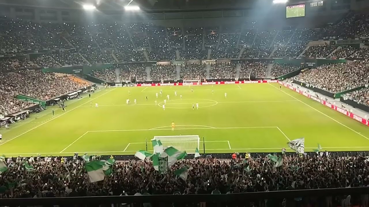 Señores yo soy del Betis, del barrio de la alegría.