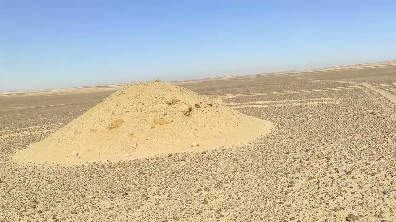 من مدينة الباويطي | بالواحات البحرية جلاكسي 7 تربة رمله خليط مساحات مفتوحة 01012088810