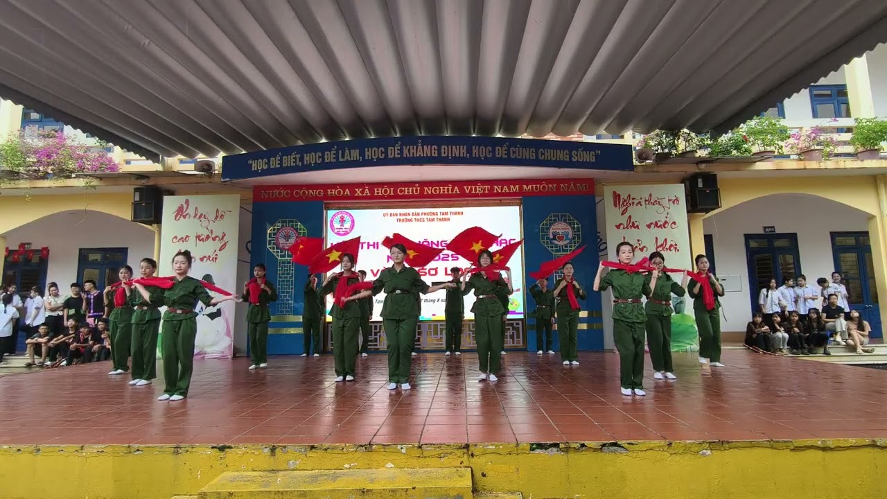 Mashup Những ngôi sao xa xôi - Tuổi trẻ thế hệ bác Hồ