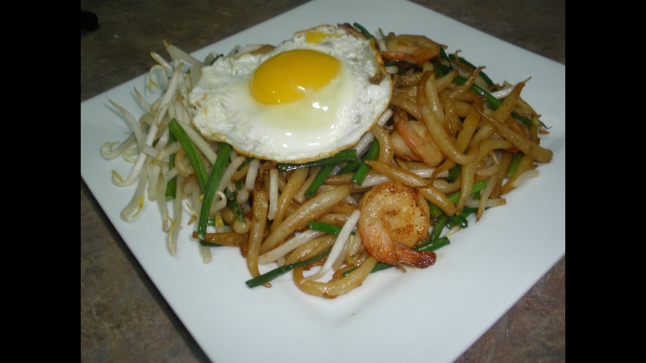 1. Stir Fry Short Noodle Recipe (Lod Cha)