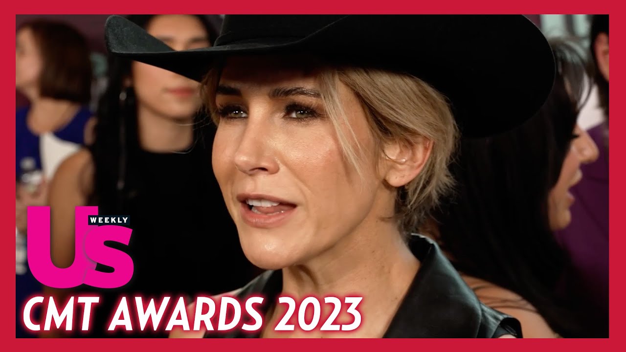 Jennifer Landon On Kevin Costner & Yellowstone Spin-Off W/ Matthew McConaughey | CMT Awards 2023