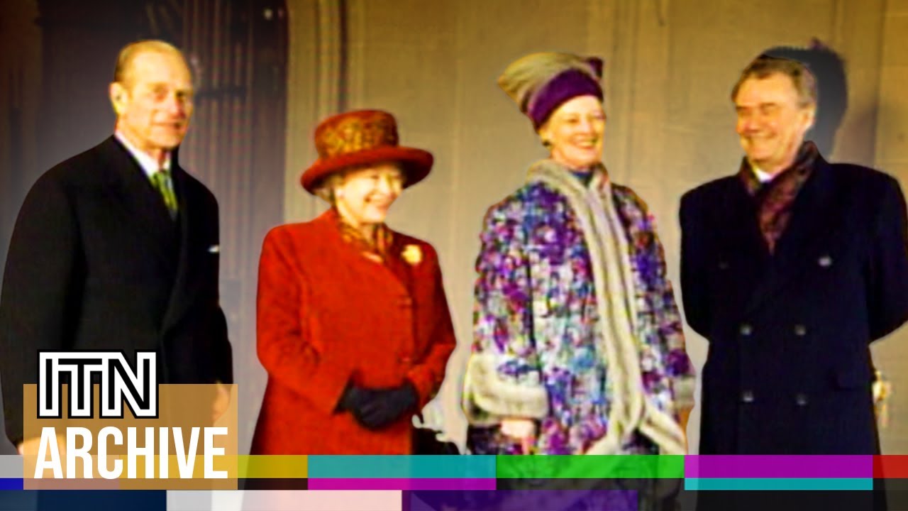 Queen Elizabeth II Hosts Queen Margrethe II at Windsor Castle (2000)