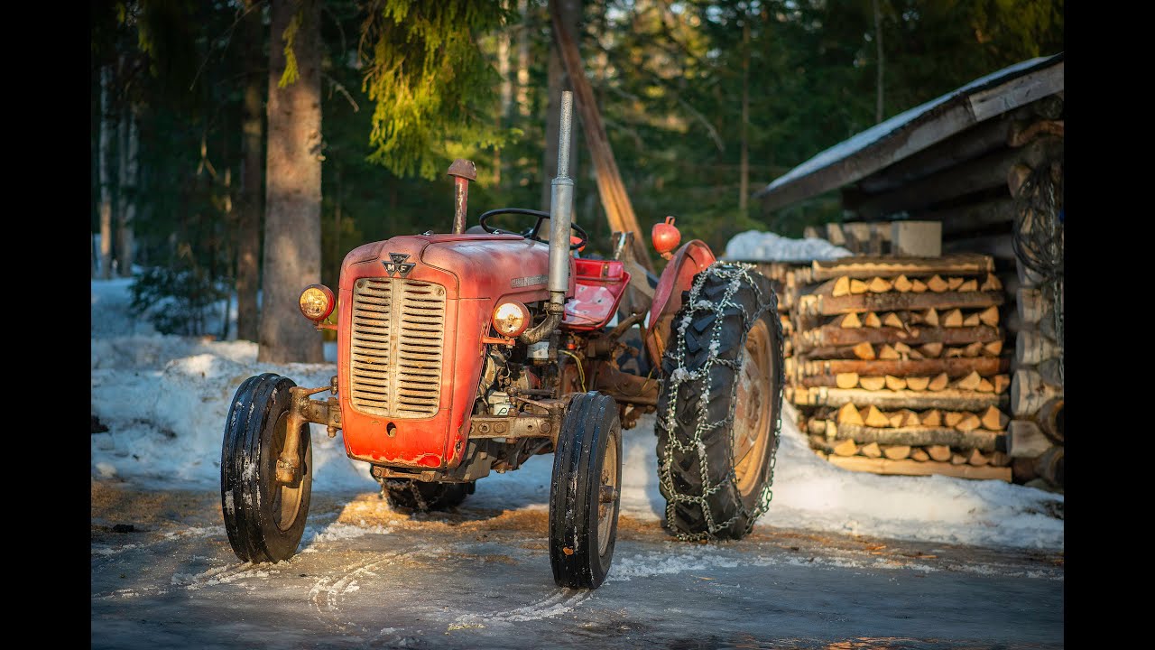 Massey Ferguson 35 kannentiivisteen vaihto. MF 35 head gasget change.