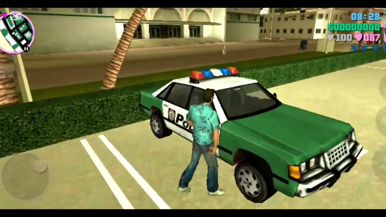Grand Theft Auto GTA VICE city | Destroying a car🚗