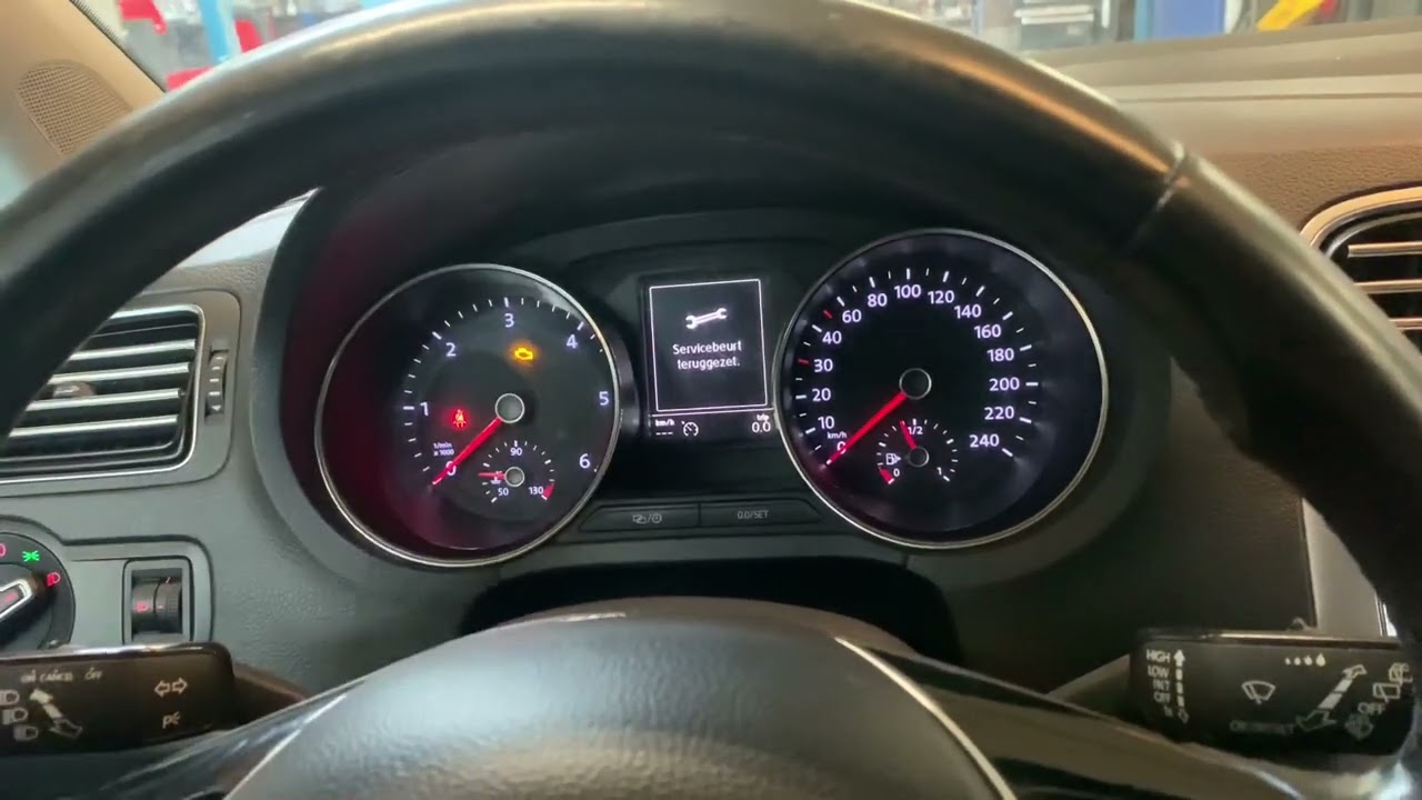 Vw Polo 2014 сброс масла и техосмотра