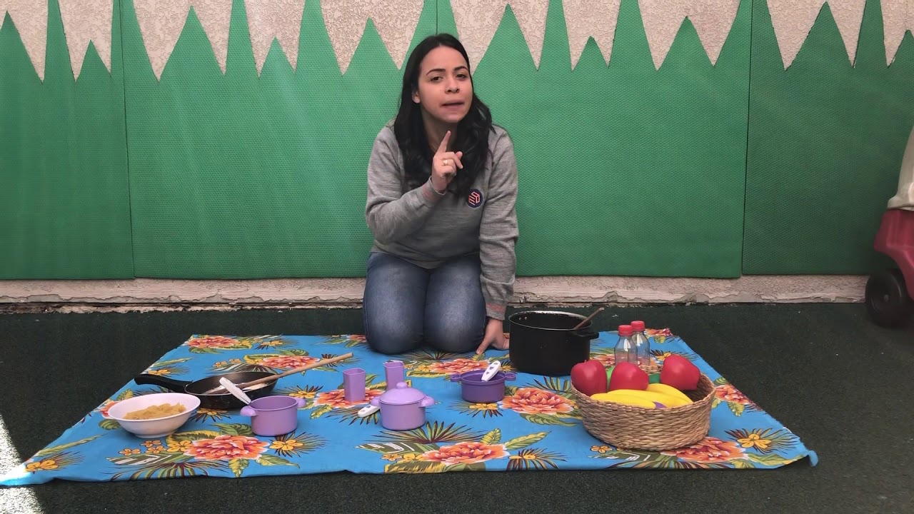 Jogo simb&oacute;lico: Casinha !