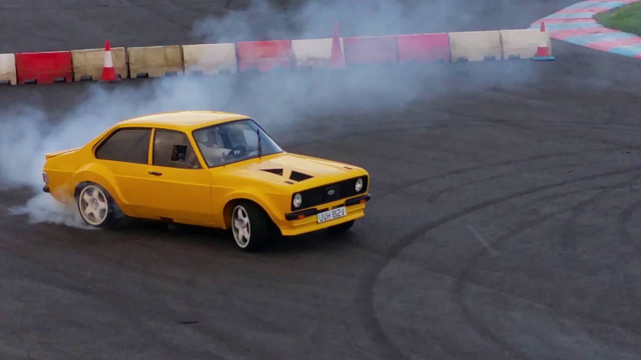 Escort mk2 Burnout.