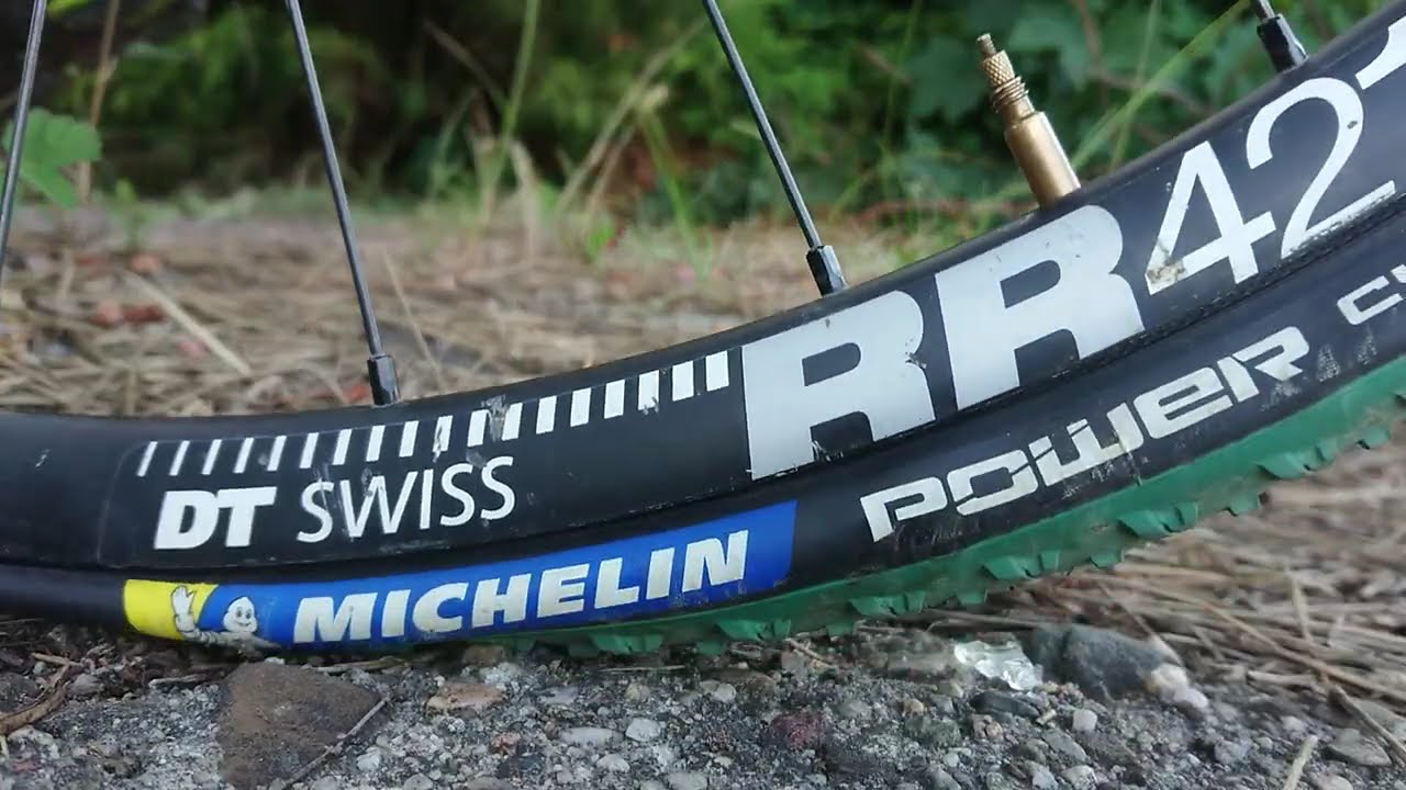 Puncture CX bicycle tire Michelin Power Cyclocross Mud