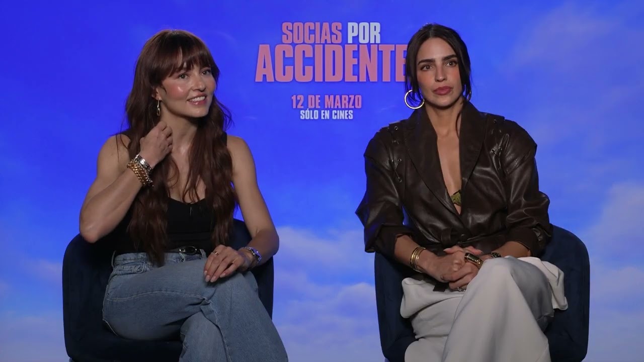 BÁRBARA DE REGIL y ANGELIQUE BOYER son 
