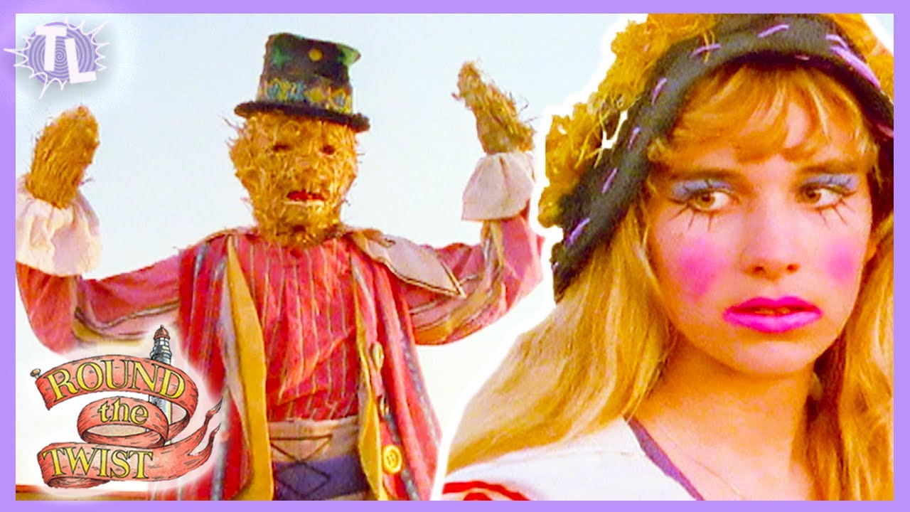 Creepy Scarecrow! | Best Round The Twist Scenes