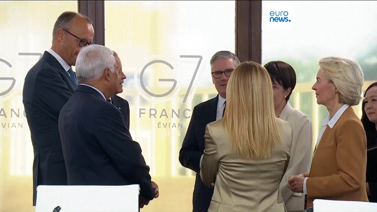 Мелони сообщила лидерам G7, что бросила курить месяц назад.