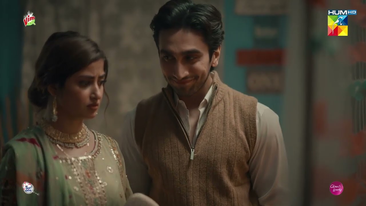Aurat Ko Izzat Chahiye, Dekhawa Nahi..! [Sajal Ali & Hamza Sohail ] Dil Wali Gali Mein - HUM Comedy