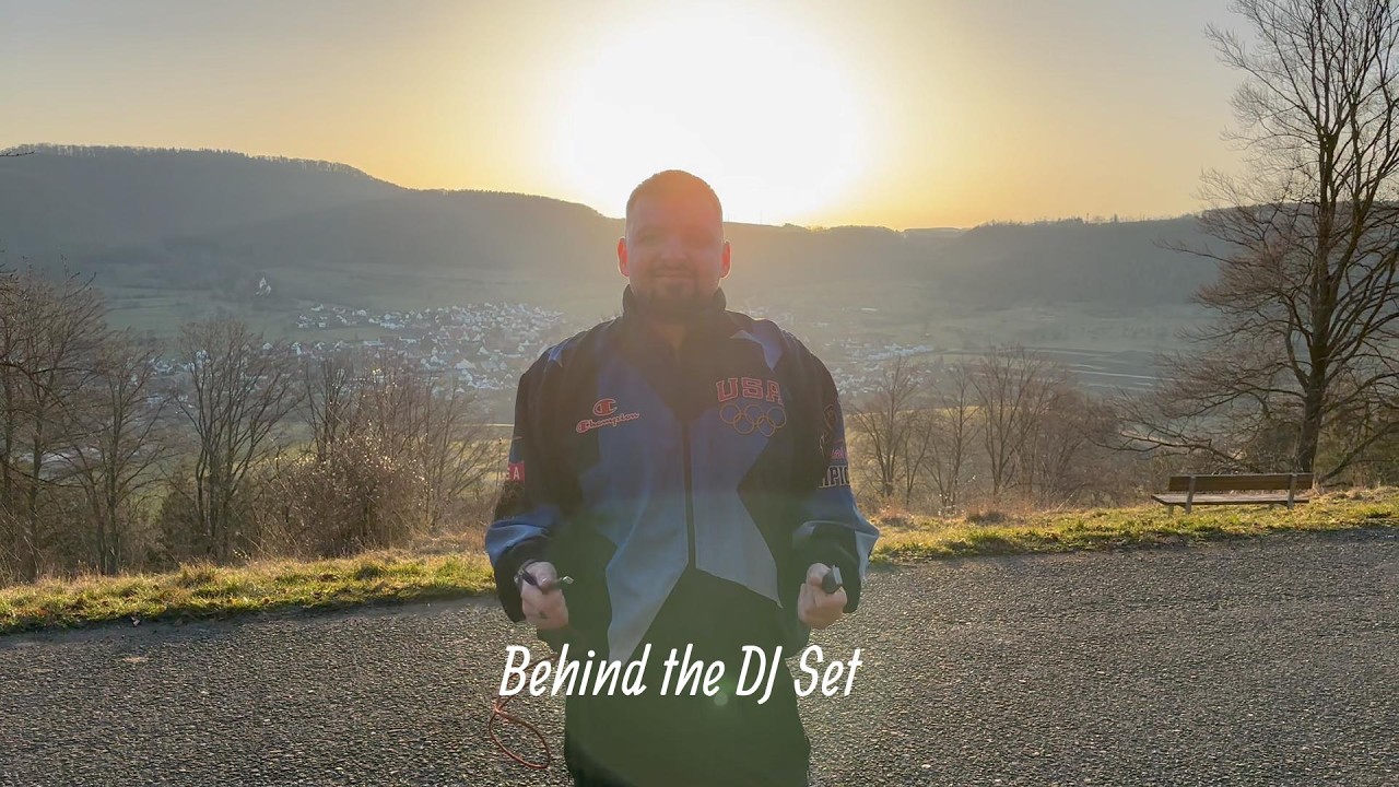 Behind the DJ-Set / Unternehmer Pitch/ Stand als Selbstständiger I Von Sibirien zum DJ