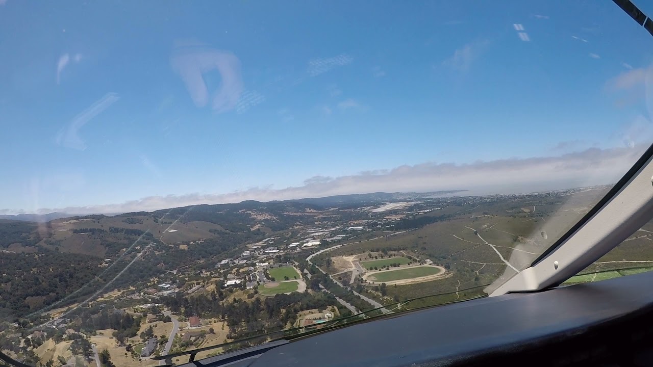 Challenger 350 Landing Runway 28L Monterey California (KLM)