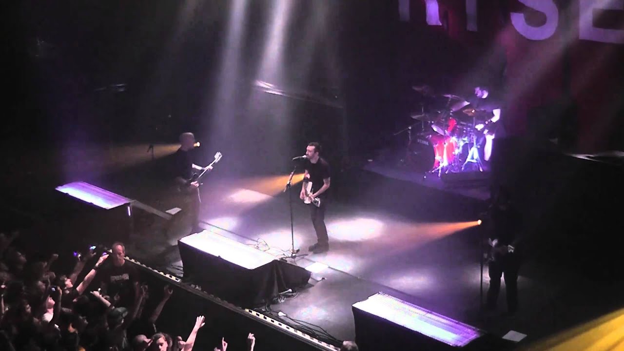 Rise Against - Injection || live @ 013 Tilburg || 13-03-2011 (4/5)