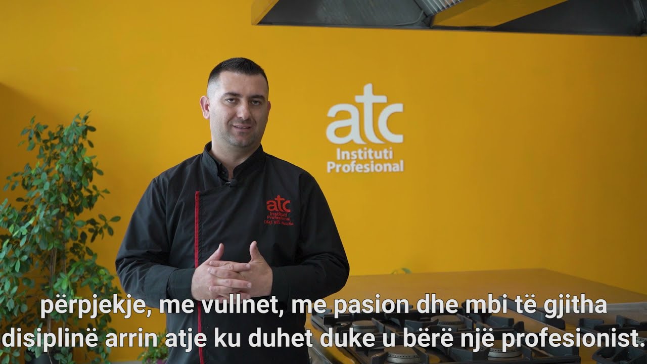Ylli Masha - Profesor i kursit Kuzhinier!