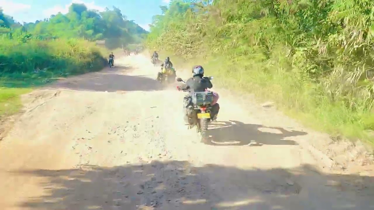 อัปเดตเส้นทางระหว่างห้วยทราย - เมืองเมีง, แขวงบ่อแก้ว, ประเทศลาว 