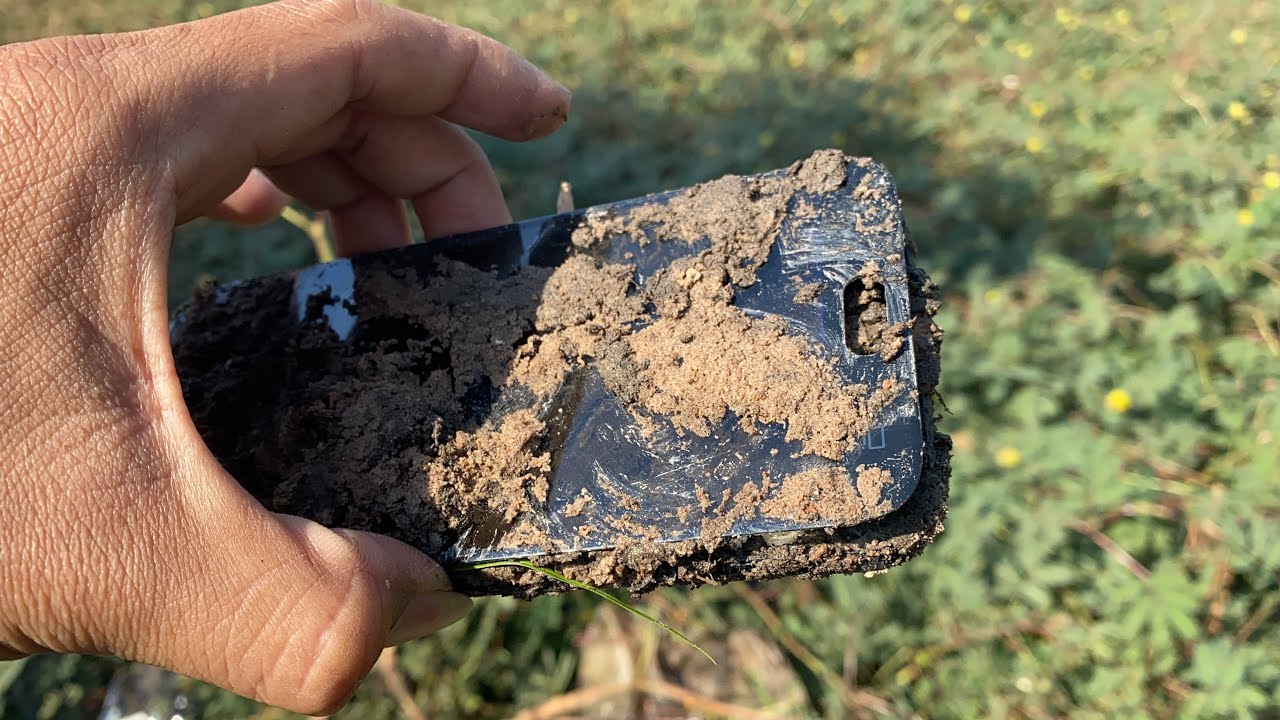 Restoring abandoned Destroyed Phone, Restore Samsung J7 Pro, Found From Mud Near My Home