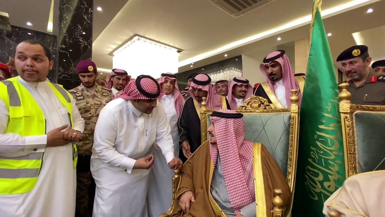 أغرب افتتاح فندق في وادي الدواسر افتتحه أمير الرياض الأمير فيصل بن بندر استمعوا لكلام صاحب الفندق!!