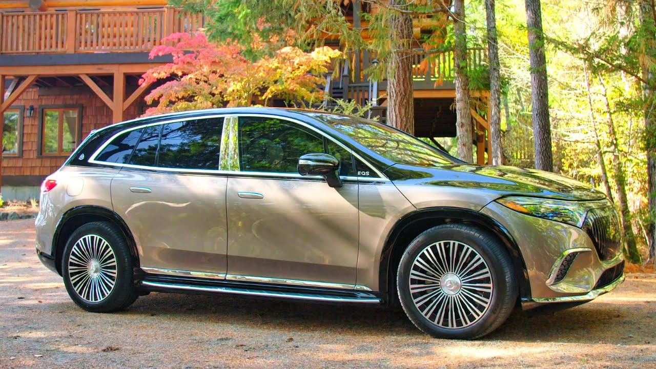 2025 Mercedes-Maybach EQS 680 SUV - Ultra-Luxury Electric
