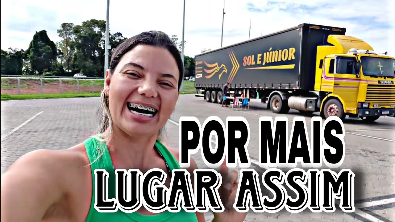 TODO LUGAR PODIA TER UMA PARADA ASSIM🤷