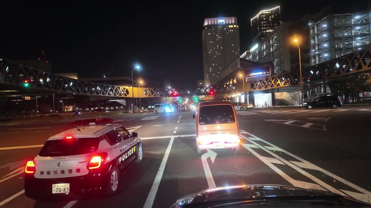 yokohama  コスモクロック２１　観覧車 　横浜夜景　4Ｋ　20241210　世界最大の時計機能付き大観覧車