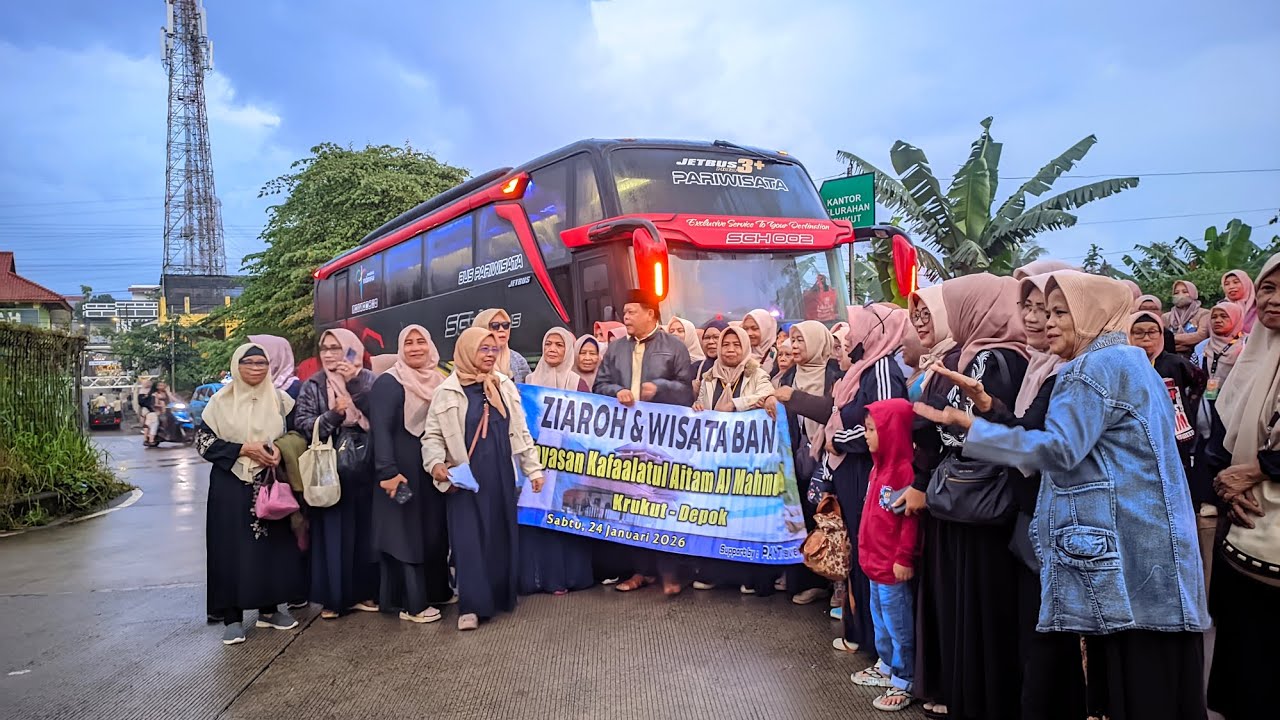 Yayasan Kafaalatul Aitam Al Mahmudiyah GOES TO ZIARAH BANTEN+PANTAI CARITA