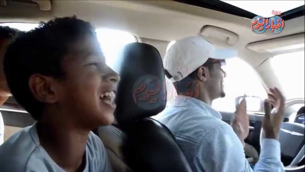 مفاجأة مدوية داخل سيارة 