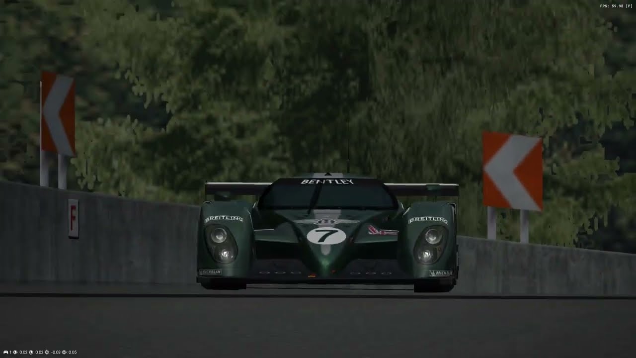 Gran Turismo 4 - Grand Valley Speedway - Bentley Speed 8 Race Car