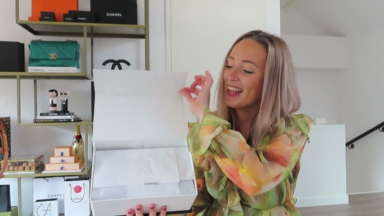 CHANEL UNICORN UNBOXING VIDEO | PURPLE IRIDESCENT 21P | DREAMBAG | MAXIME LAAT LUXE TASSEN ZIEN