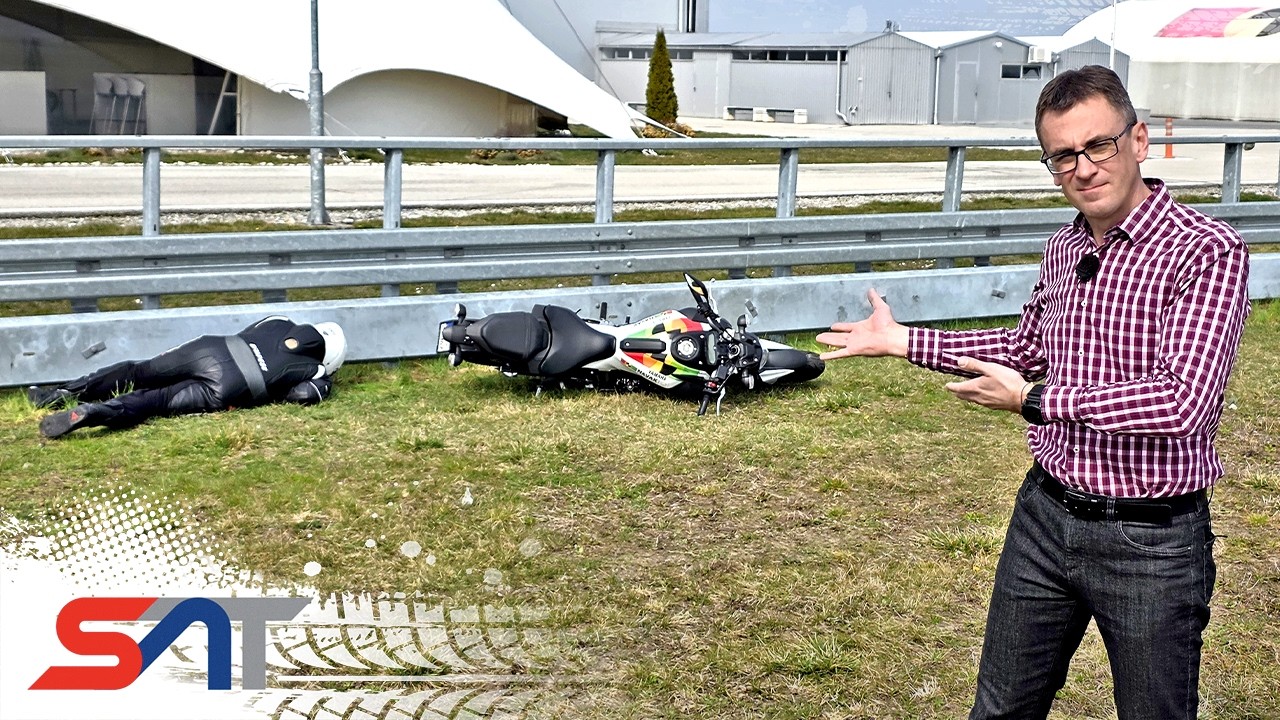 Pokaż SAT: Pierwsze krajowe ogrodzenie chroni motocyklist&oacute;w
