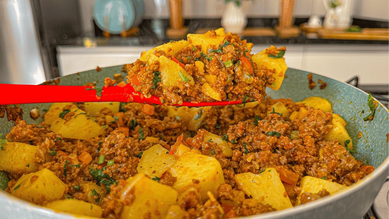 CARNE MOIDA COM BATATA!!! Almoço simples e econômico para o seu dia a dia!