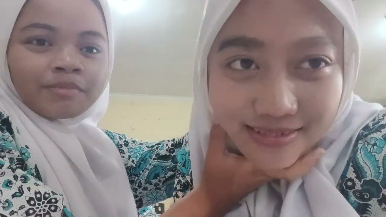 GABUT LAGII,ngalisin maul pake pulpen 😭