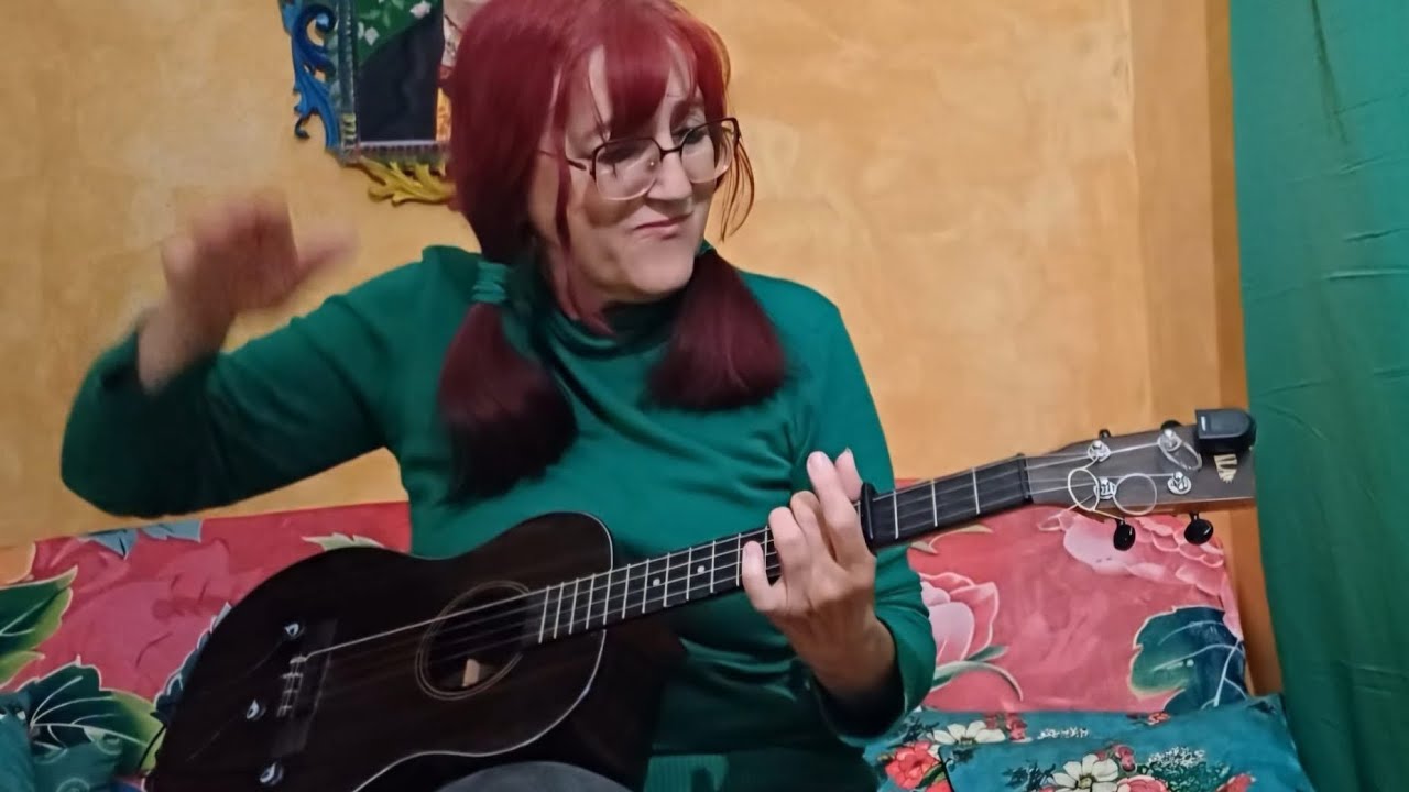 Veinte años cover ukulele baryton avec accords capo 4_ bolero