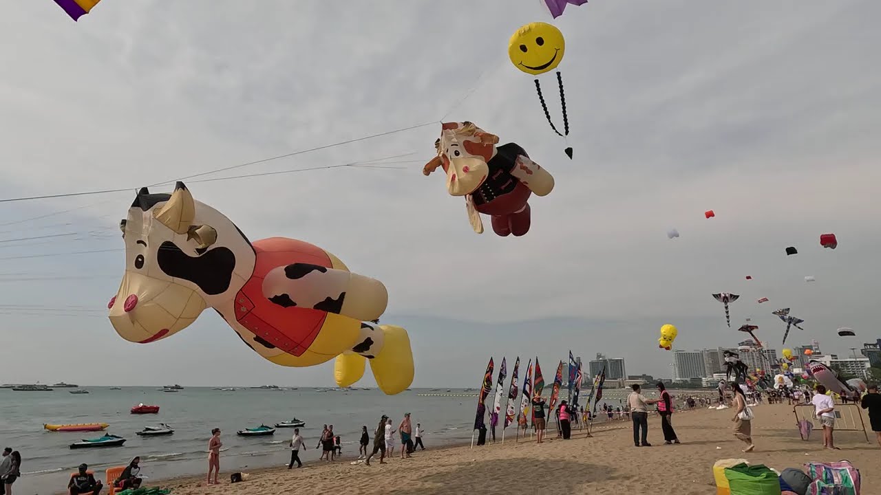 🪁 INCREDIBLE! Pattaya International Kite Festival 2026 | Pattaya Attractions & Events
