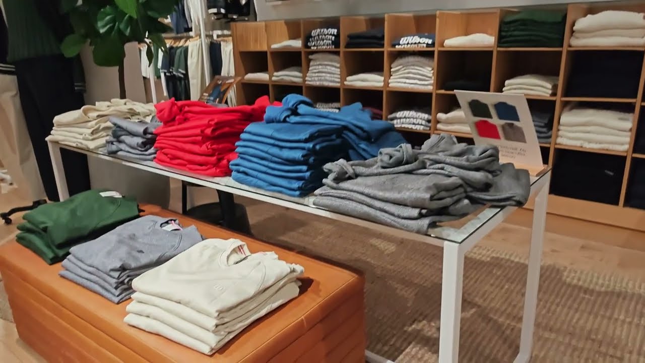 Wilson Tennis Store Tour (Tribeca, NYC) 🎾 | Pro Shop Browse 