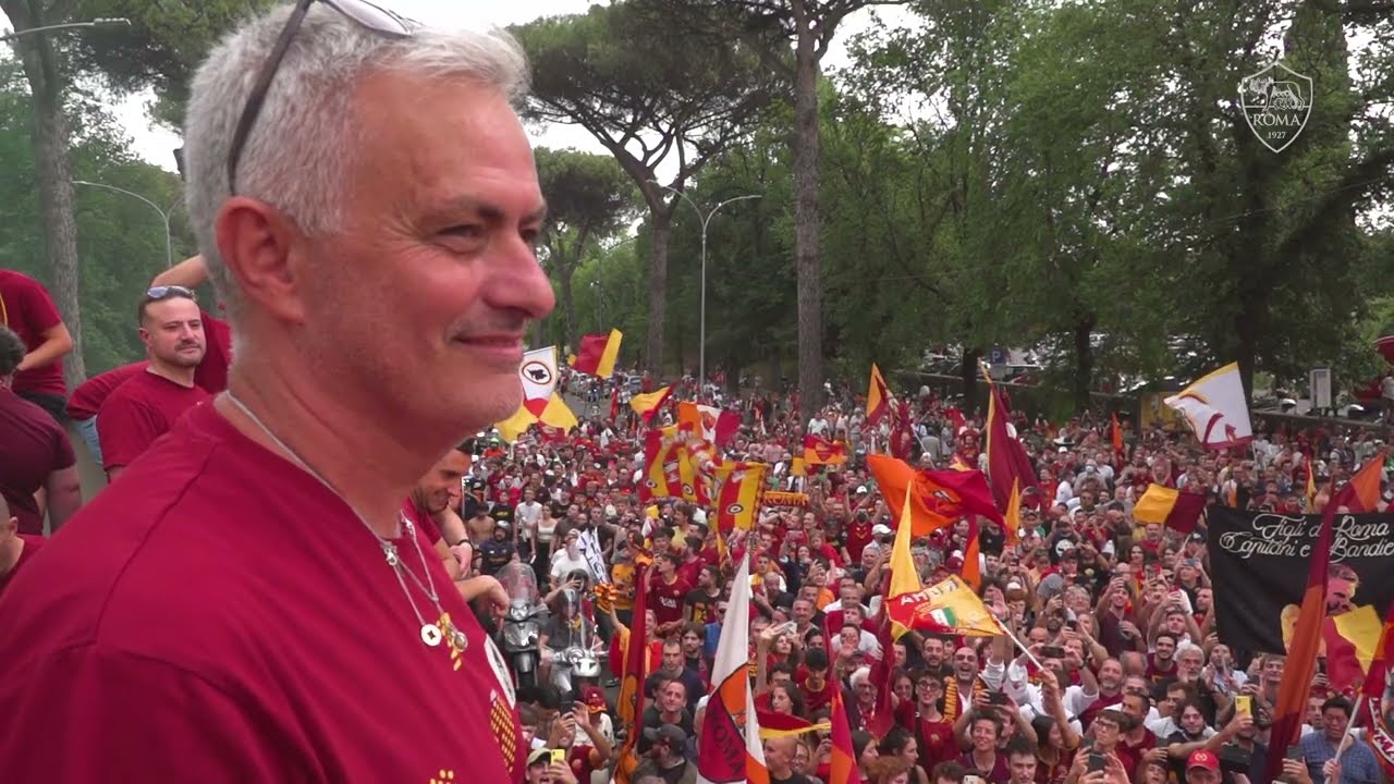 🏆 PER TUTTI I ROMANISTI DI OGNI LUOGO E DI OGNI TEMPO 🟨🟥 | ZOOM | ROMA v FEYENOORD