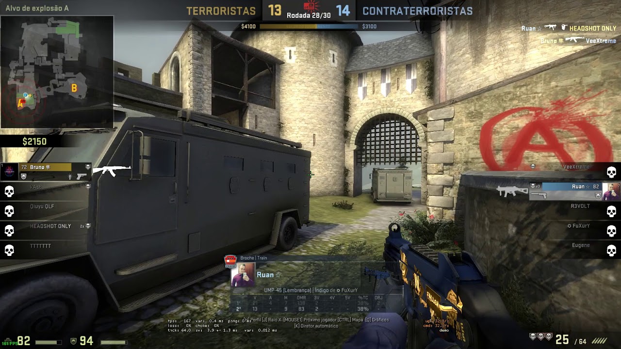 Clutch, e defusando a C4 faltado 0,06 para explos&atilde;o.
