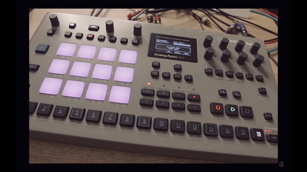 Мне нравится этот сэмплер/драм-машина Analog Rytm Mk2