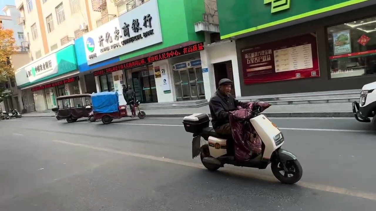 第一次直观感受到浙江的富裕，衢州的一个小镇，比很多县城都发达，马金镇