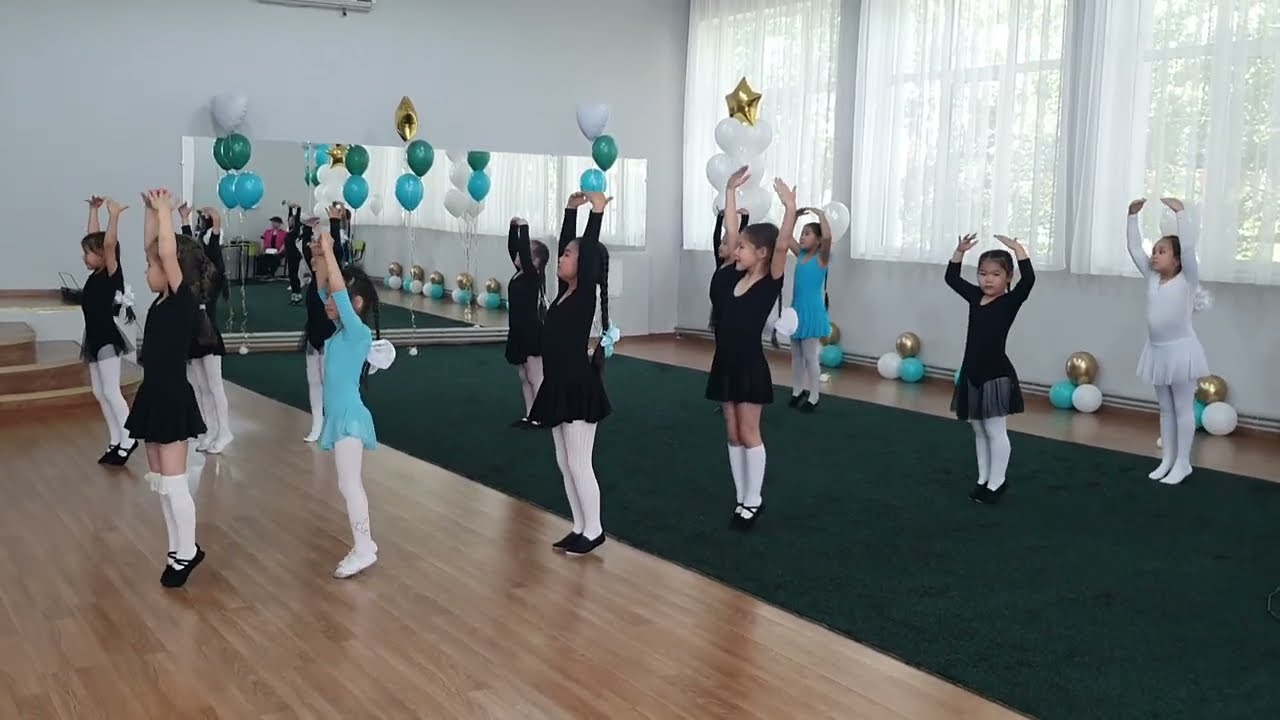 Классикалық би. Iz-Basar