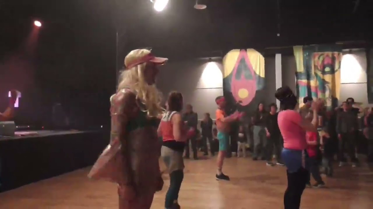 Step biniou : une premi&egrave;re &agrave; l'Enez Fest