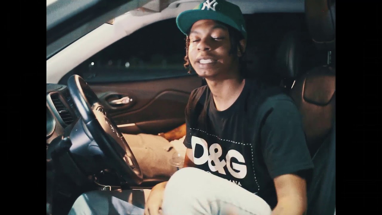 Young Trapuh - Marathon OG (OFFICIAL VIDEO) (Dir. @MOEISMIA)